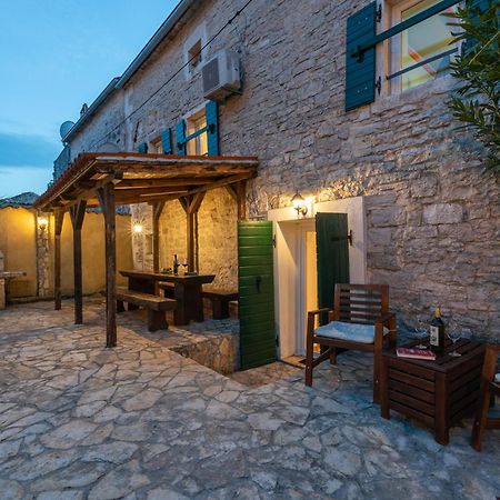Вілла Casa Stifanici Baderna Екстер'єр фото